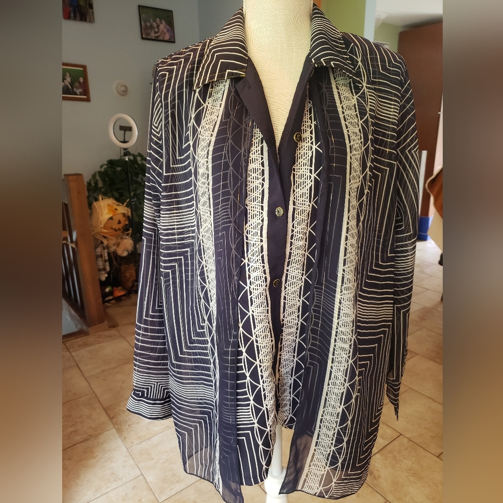 Geometric style blouse